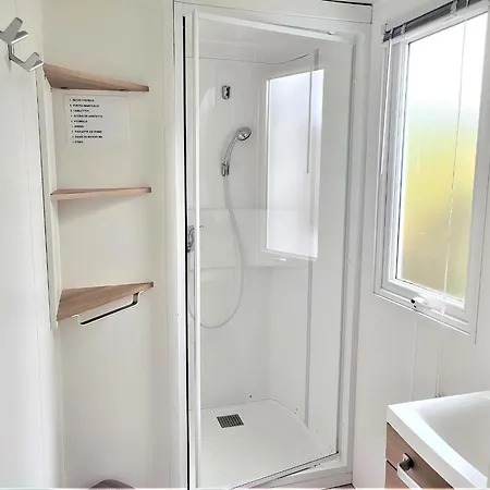 3 Bed - Sleeps 6 - On-site Activities - Parking Сен-Жан-де-Мон