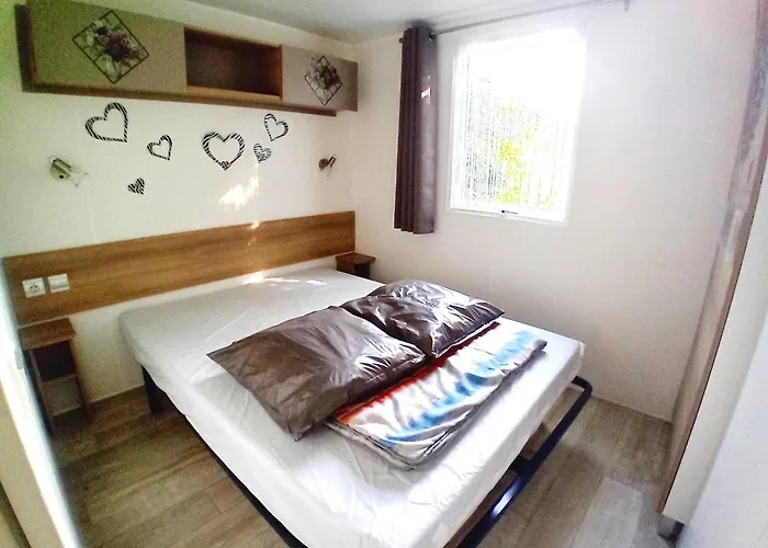 3 Bed - Sleeps 6 - On-site Activities - Parking Σπίτι διακοπών *